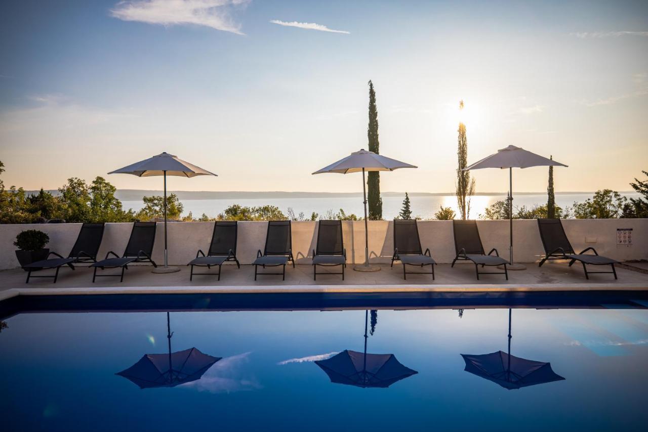 Royal Promons - Heated Pool Villa Starigrad Exterior photo