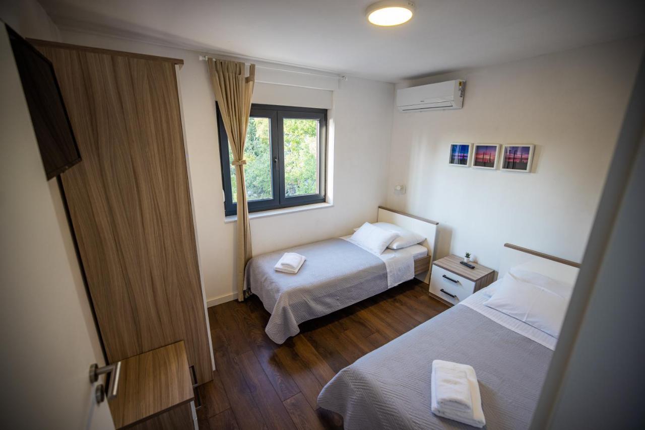 Royal Promons - Heated Pool Villa Starigrad Exterior photo