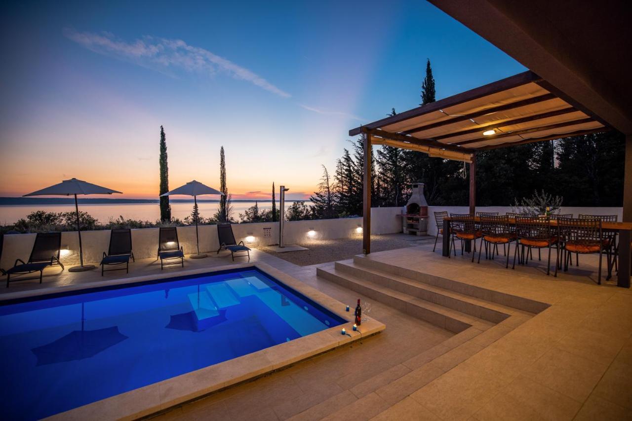 Royal Promons - Heated Pool Villa Starigrad Exterior photo